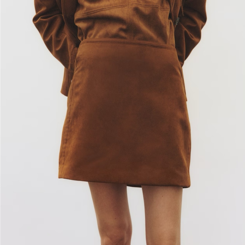 H&M Rich Brown Suede Mini Skirt